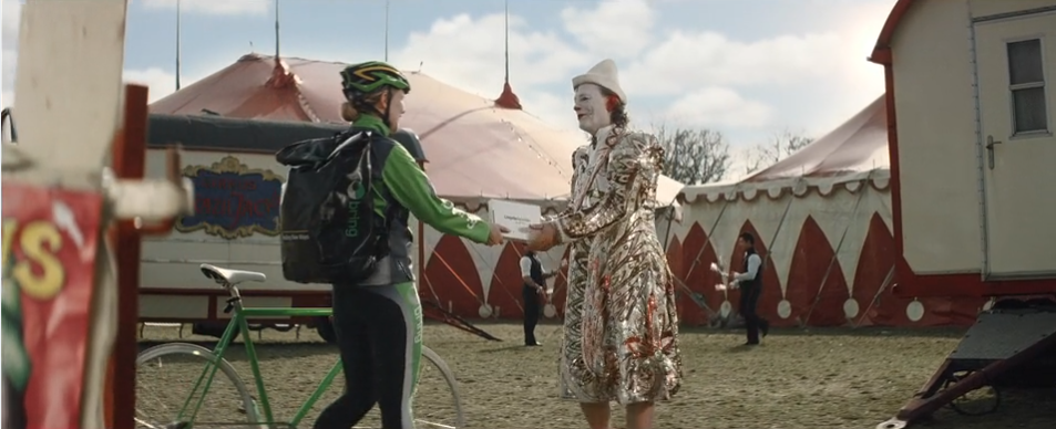 Lloyds Apotek – Hand till hand